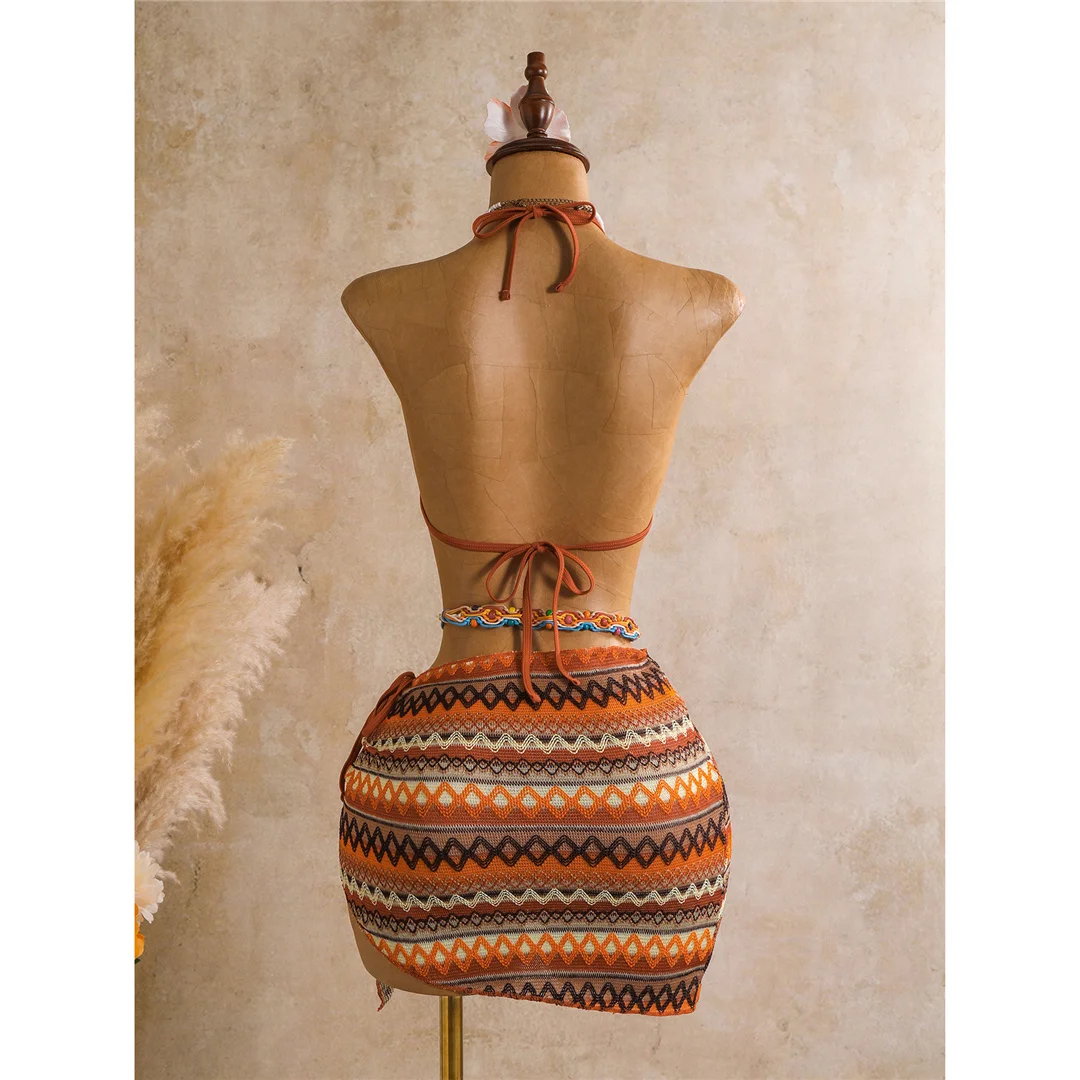 Bedruckter Bikini mit Sarong-Oberteil, Damen-Badeanzug, dreiteiliges Bikini-Set, gepolsterter Badeanzug, Badebekleidung, Modell V8332. – Detail 15