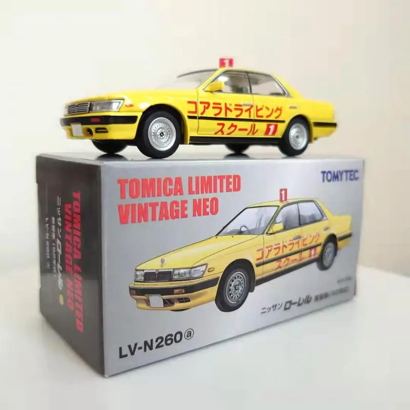 TOMYTEC Tomica TLV  1:64  LV-N260a Sea Nissan Crown trainer car model collection display gifts