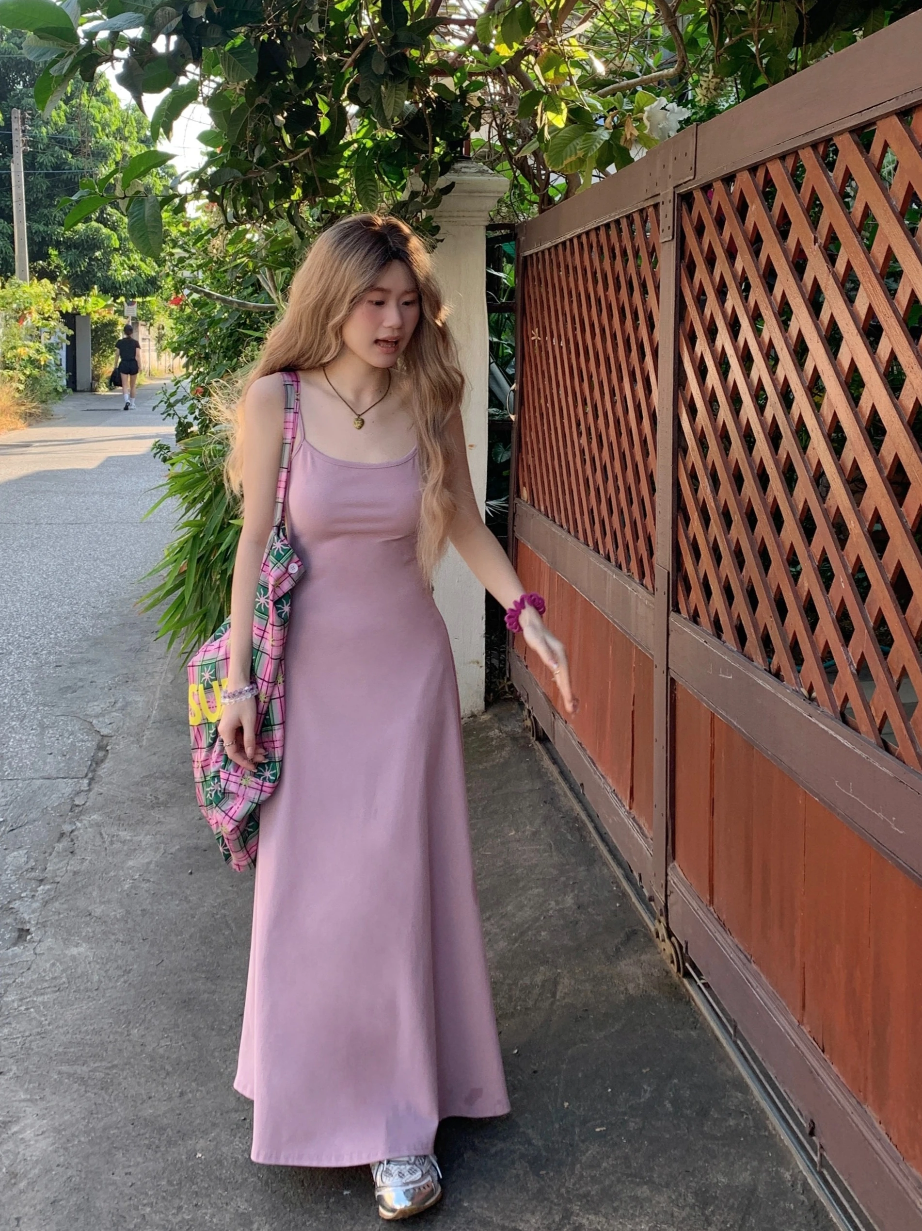 

Новинка! Летнее женское платье больших размеров, розовое, вязаное, с запахом, А-силуэт, с эффектом похудения, комфортное, в корейском стиле.