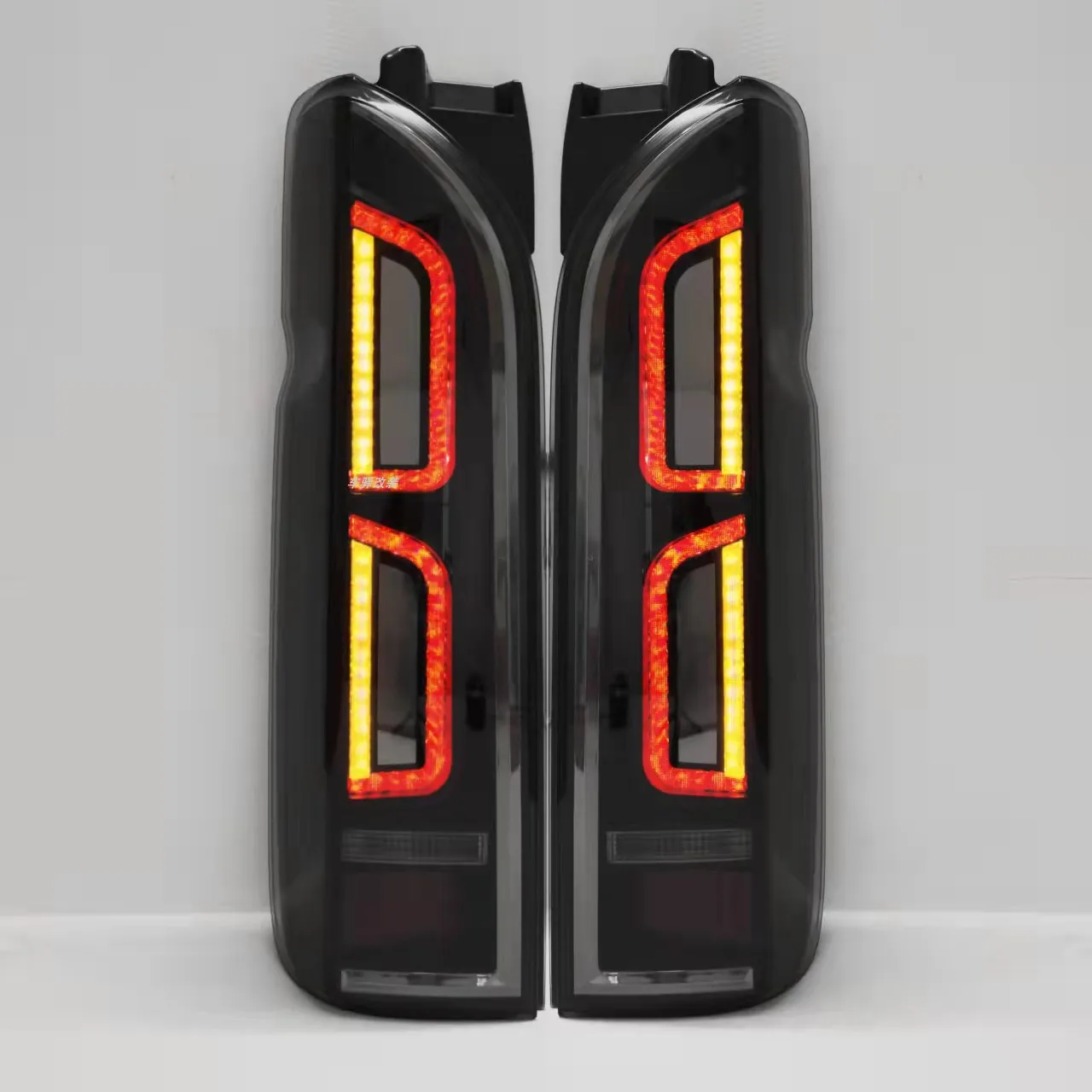 

car bumper Hiace200 tail light for Toyota Hiace 200 taillight Taillamp LED 2005~2015y car accessories for Toyota Hiace fog lamp