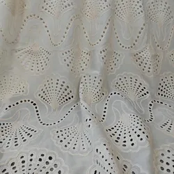 1 yard 100% cotton embroidery lace fabric eyelect hole embroideried clothing for woman apparel ivory with shell pattern fanshape