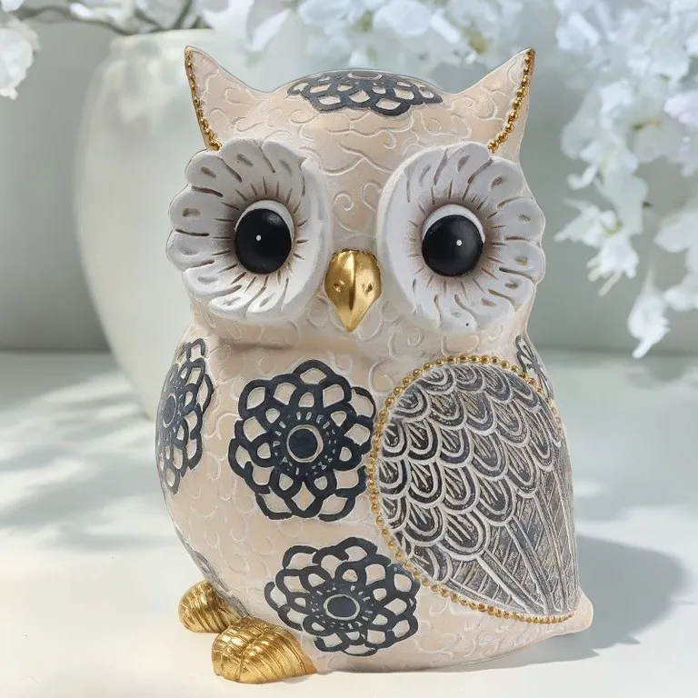 

European Style Home Decor Owl Creative Tabletop Ornament Living Room Study Decoration Resin Crafts Mini Figurine