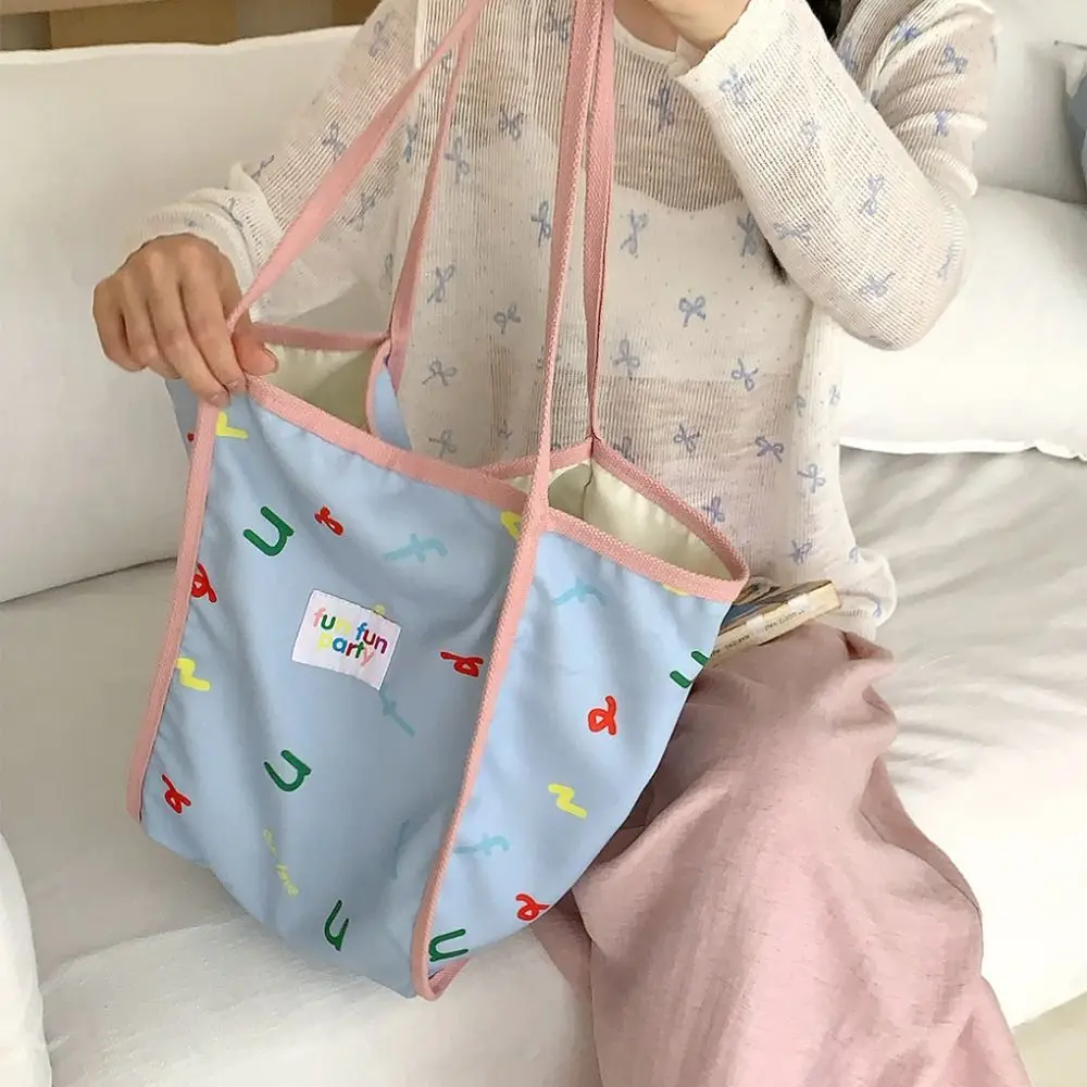 

Tote Bag Casual Chic Hobo Bag Lightweight Large Capacity Cartoon Shopping Bag Letter Portable Dopamine Color Basket Bag Travel