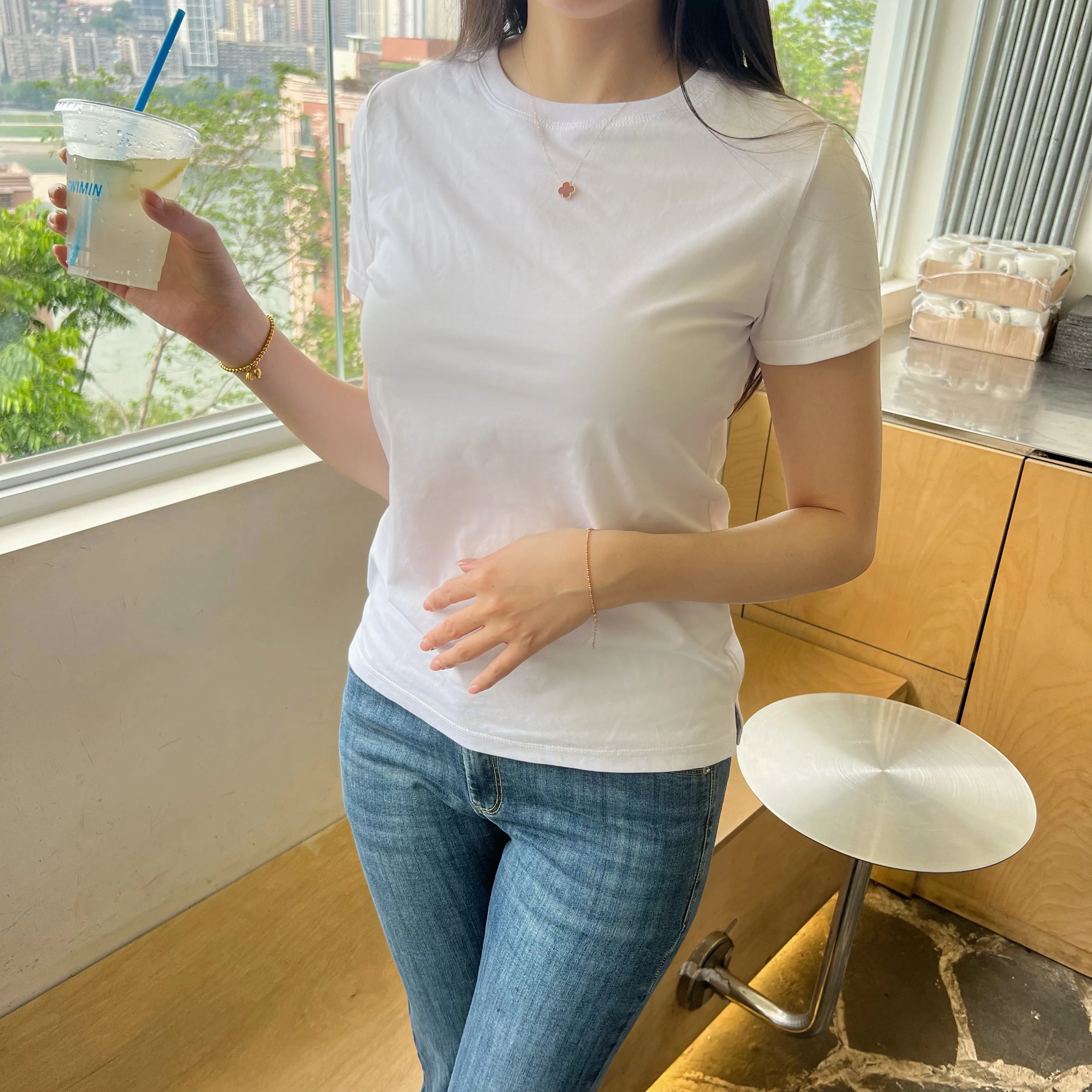 Waterproof, Oil-Proof, and Stain-Resistant, Elegant White T-Shirt with Round Neck and Short Sleeves for Men and Women, Simple Sweat-Absorbent Couple's Sports T-Shirt