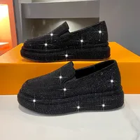 Water Diamond Stepping Le Fu Shoes for Women's Spring/Summer 2024 New Versatile Sponge Cake Thick Bottom Flat Single Shoes