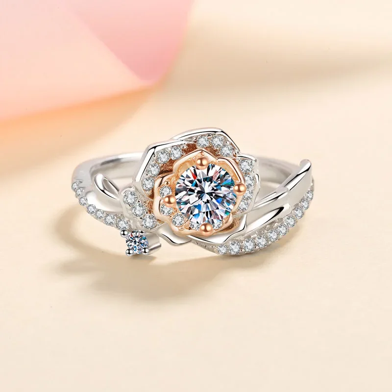 

18K Gold Inlaid Women's Ring, 0.5 Carat Moissanite, One PT950 Platinum Rose Ring As A Gift for Girlfriend's Proposal Ring