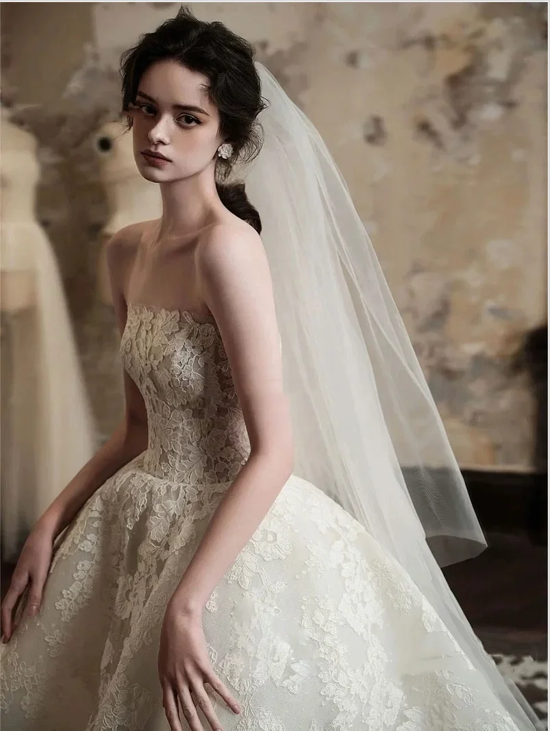 Flavinke Aangepaste Strapless Trouwjurken Prachtige Kant Applicaties Bloemen A-lijn Silhouet Bruidsjurken Vestidos De Novia