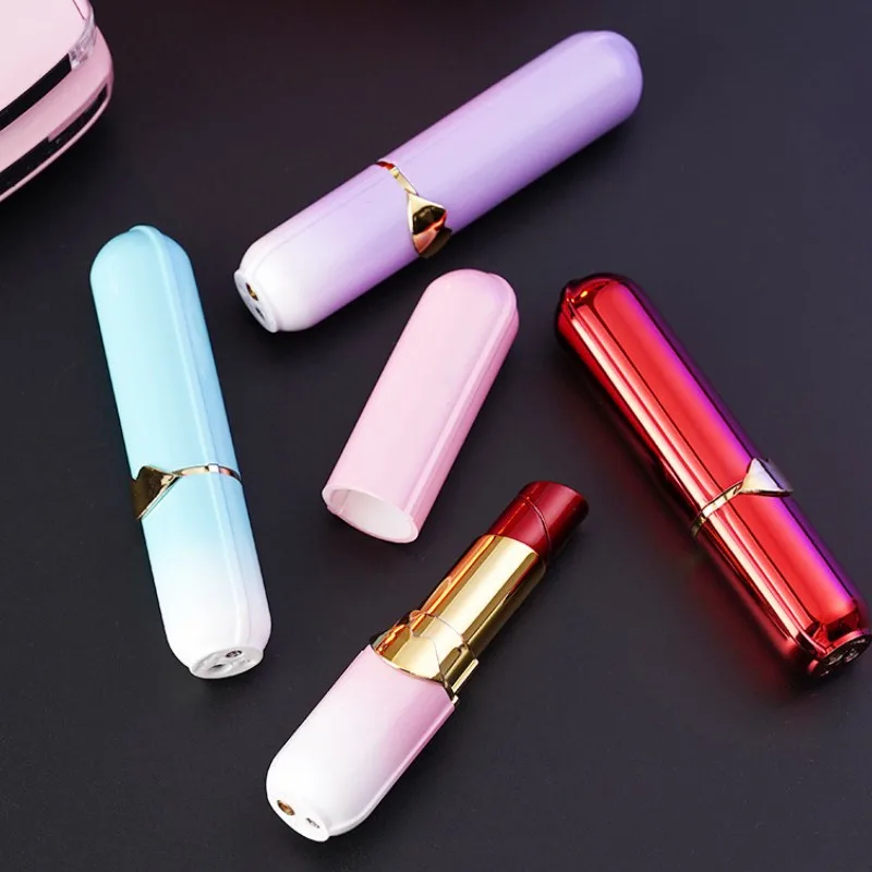 Creative Lipstick Lighter Women's Jewelry Butane Torch Cigarette Lighters Smoking Accessories Beautiful And Fun Gift for Girls