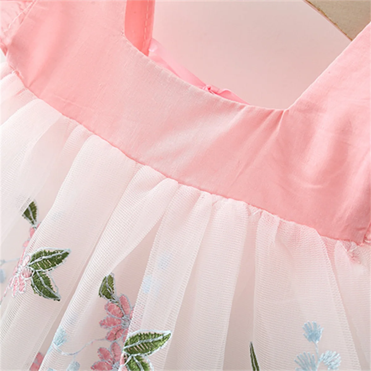 Children\'s Dress Summer Baby Girl Small Flying Sleeves Square Neck Panel Mesh Flower Embroidered Princess Dress