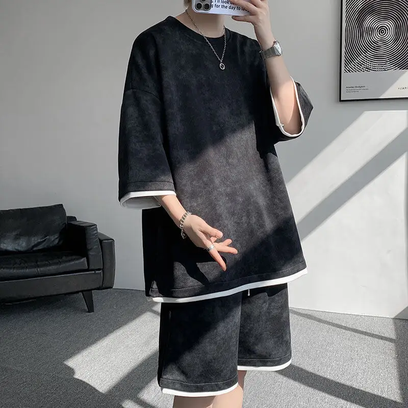 T-shirt set da uomo T-shirt girocollo ampia stampata da uomo Pantaloncini in vita elastica Set Summer Casual Comodo abbigliamento da spiaggia Streetwear