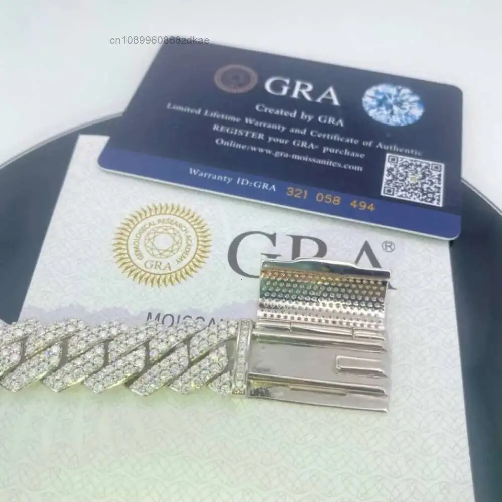 Luxury Wholesale Hip Hop Jewelry 15mm Vvs Moissanite Chain Bracelet S925 Iced Out Long Box Clasp Diamond Cuban Link Bracelet Moi