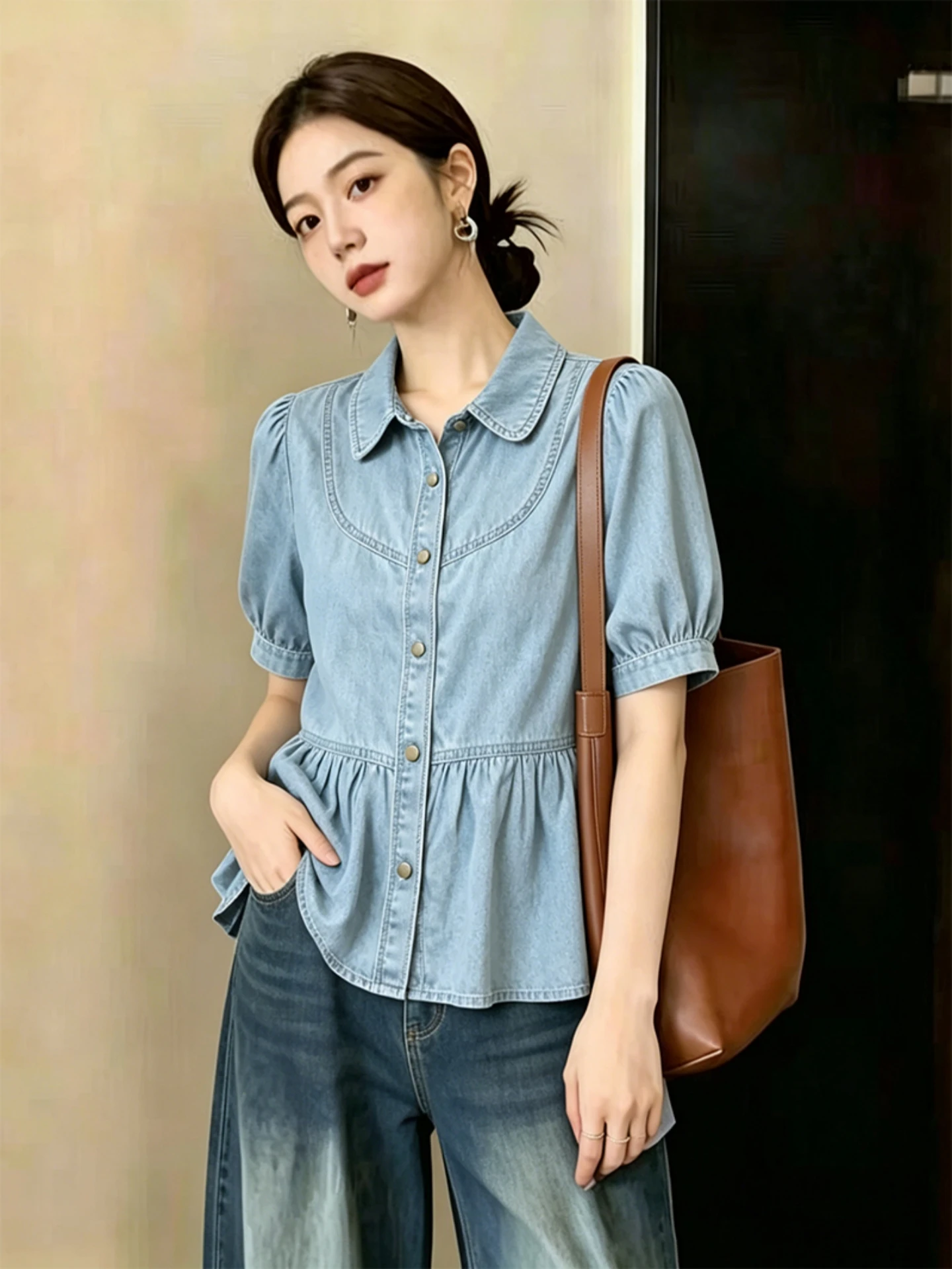 

Slimming Design Short Sleeve Neck Denim Shirt Light Blue Women's Base Layer Top Large Size Summer Fashion Korean Style
