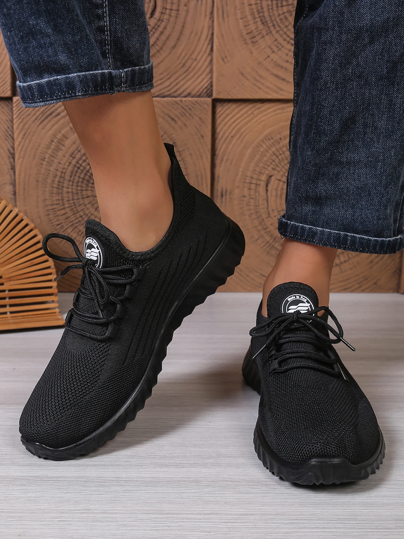 Herren Casual Strick-Schnürsneaker, Atmungsaktives Mesh-Obermaterial Sportschuhe, Ganzjährig Leichte Fußbekleidung – Detail 4