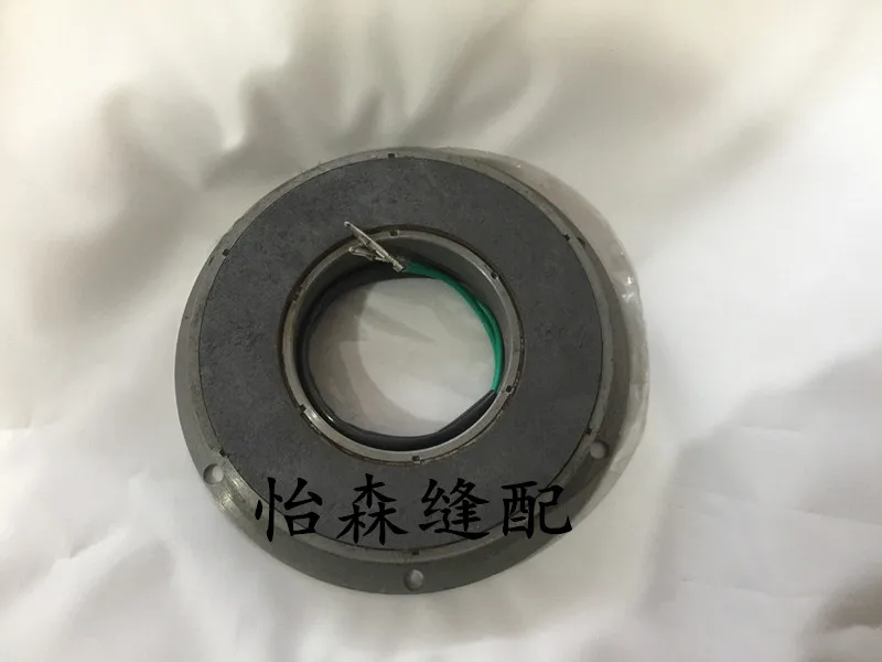 

Компьютерный стопорный стежок Juki 55-7 Фрикционный диск с проволочным тормозным диском Детали промышленной швейной машины 8700