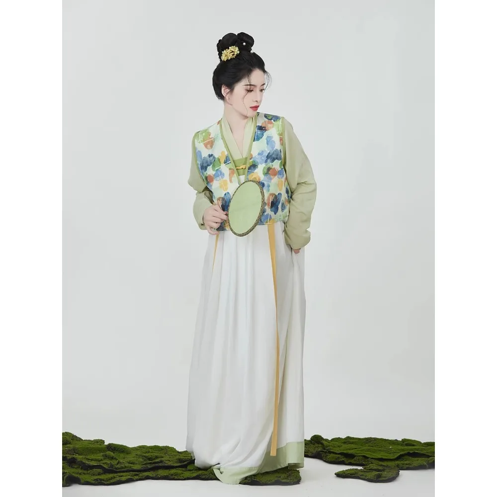 ZhiZaoSi Traditional Chinese Clothing for Women Tang Dynasty Hanfu Female Summer Thin Tang Top Chest-length Shirt Pleated Skirt