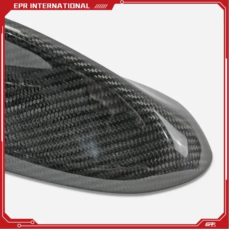 

EPR carbon fibre For 2017 onwards Giulia 952 Antenna Cover Enhance the appearance of automobiles