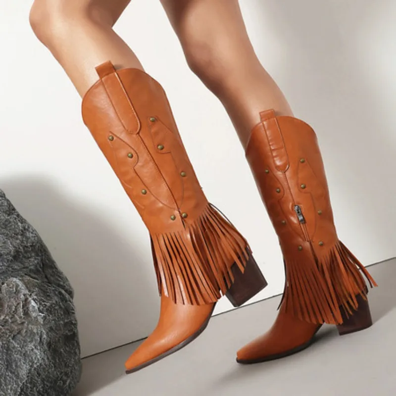 

Женские винтажные ковбойские сапоги в этническом стиле в стиле вестерн с заклепками, ботинки на блочном каблуке 6 см, ботильоны с кисточками и бахромой, женские зимние туфли-гладиаторы