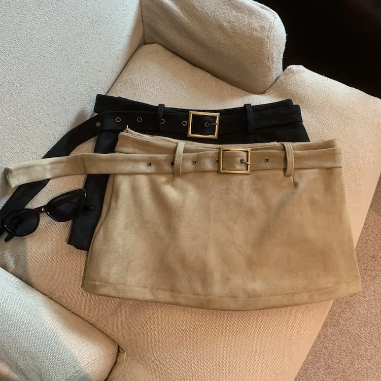 

Women's Autumn Winter Slim Suede Mini Skirt Lady Solid Color Sexy Short Skirt With Belt