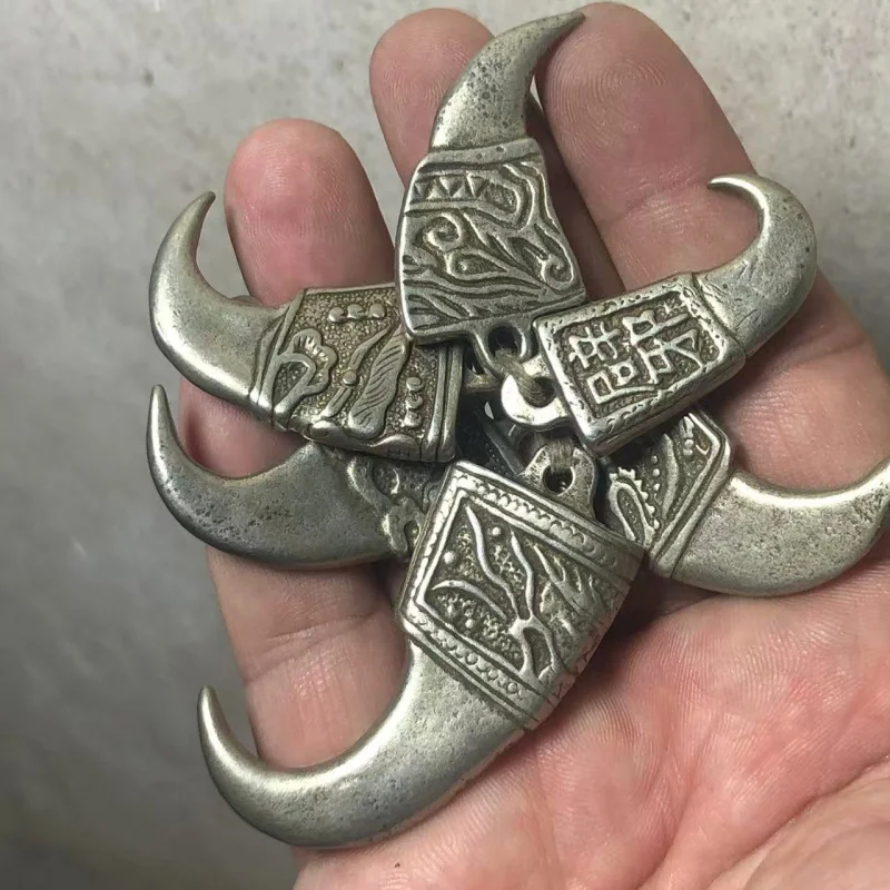 

Антикварный белый медный тигровый зуб, позолоченный амулет, кулон, древний ручной работы, литье из песка, патина, насыщенный старый стиль