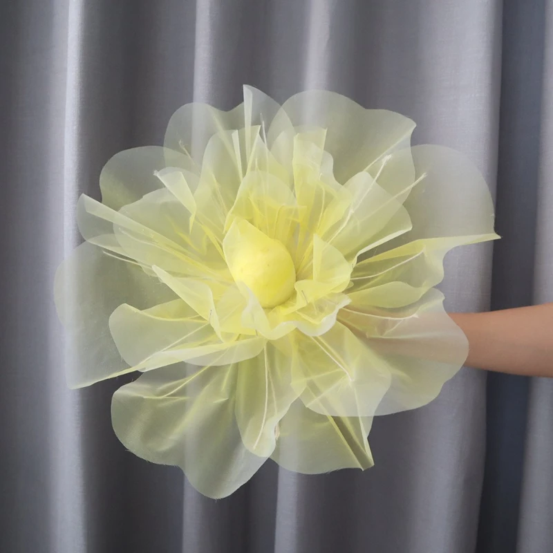 Large Scale Beautiful Chen Mesh Rose Showcase Display Artificial Rose Silk Flower Outdoor Activity Decoration Wedding Decoration view 5