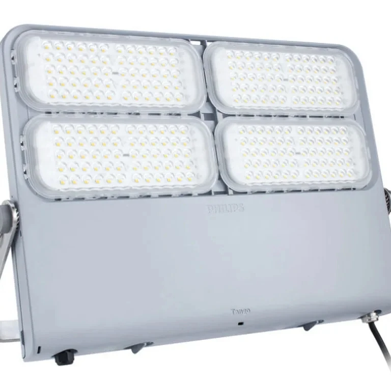 

For Floodlight BVP565 LED672 750W COB IP67 5000K Sports Stadiums