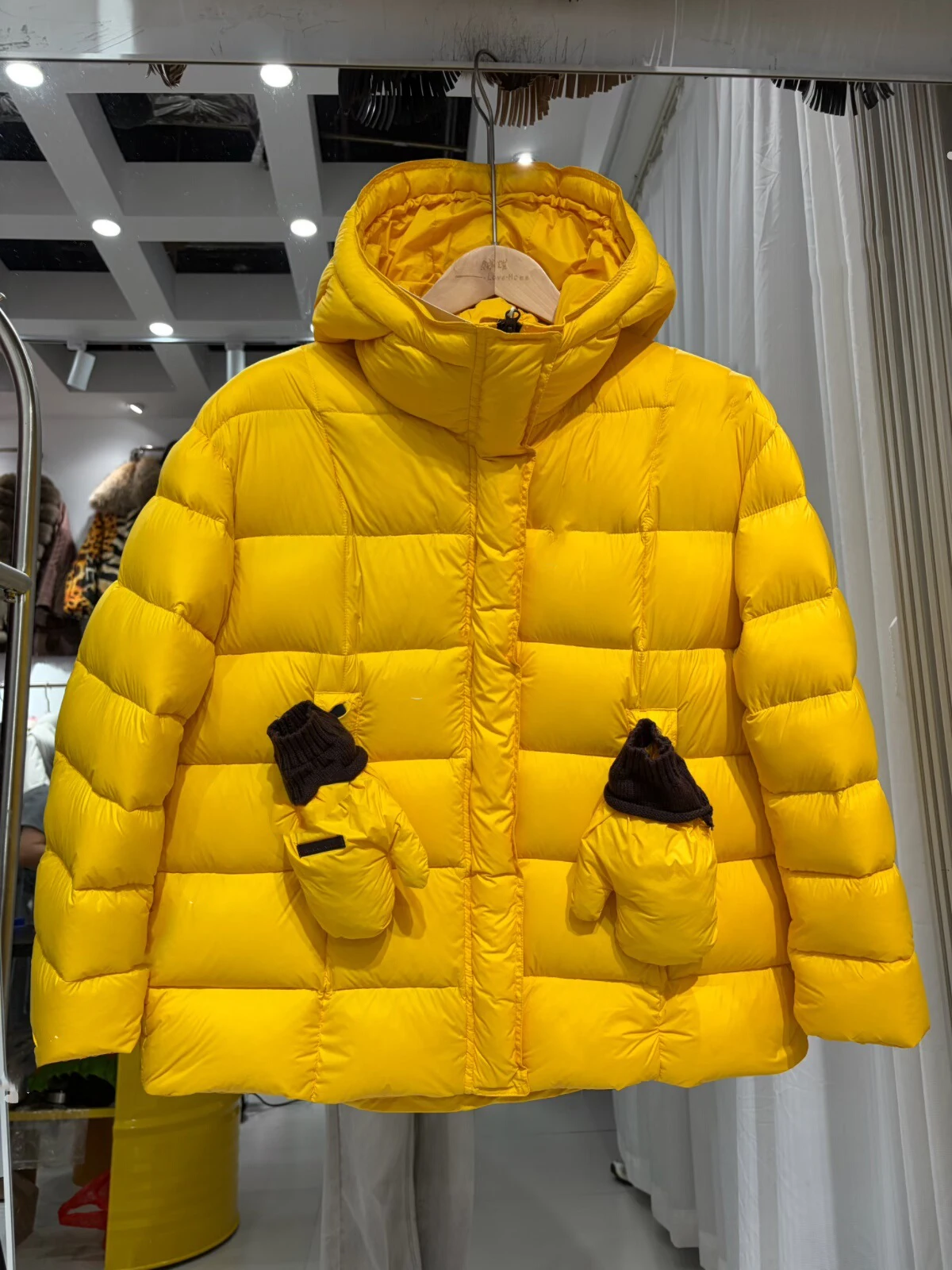 Winter Waterproof Zipper Cold Proof Down Jacket Female Hooded Gloves Loose Down Jacket Women White Duck Down Warm Thick Outwears