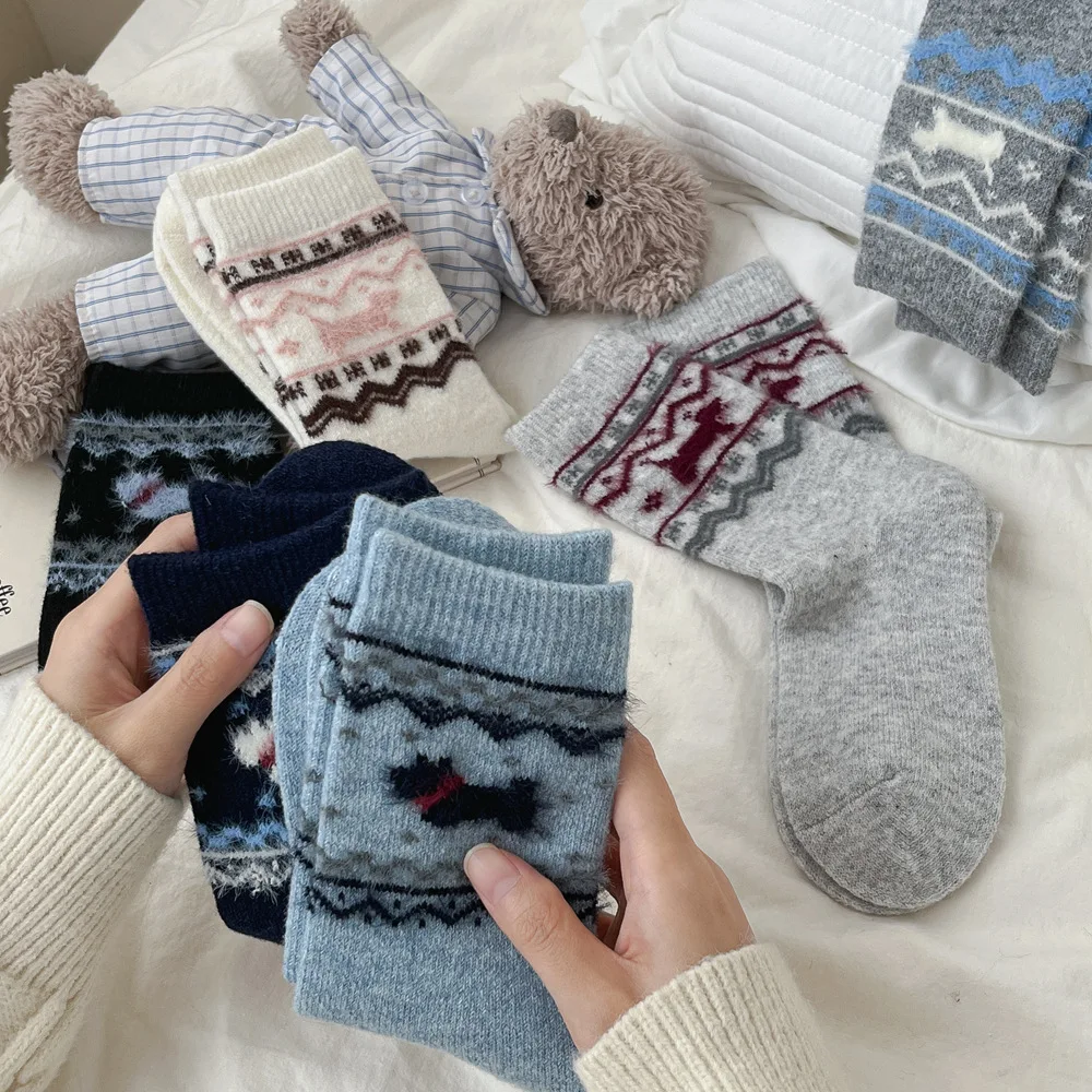 

Thermal Women Socks 5% Wool Autumn and Winter Warm Middle Tube Socks Japanese Fashion Harajuku Retro Long Socks Christmas Gifts