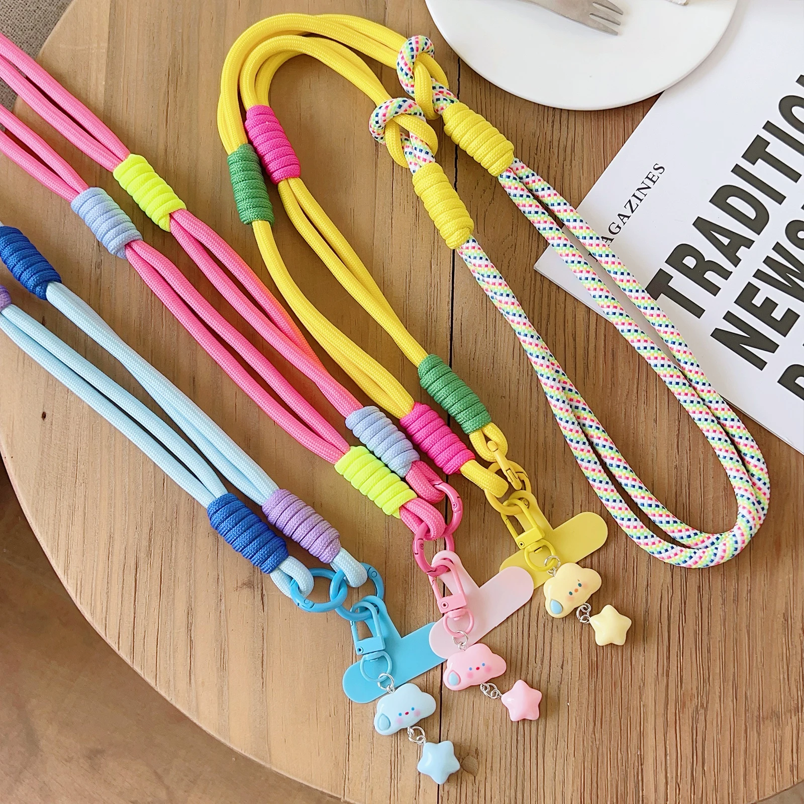 

Phone Lanyard Detachable Adjustable Necklace Lanyard With Cloud Star For Mobile Phone Crossbody Neck Clip Snap Hanging Cord Rope