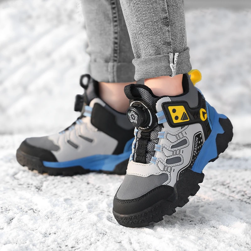 Sepatu Lari Hangat Musim Dingin Sepatu Bot Salju Anak-anak Sepatu Olahraga Anak-anak Anti-selip Luar Ruangan Sepatu Katun Anak Laki-laki Perempuan Beludru Tinggi