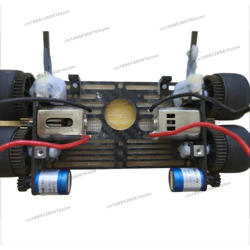 A Pair of 130 Motors, Suitable for Cornice Walking and Crazy Circuit Groups (not Brand New)