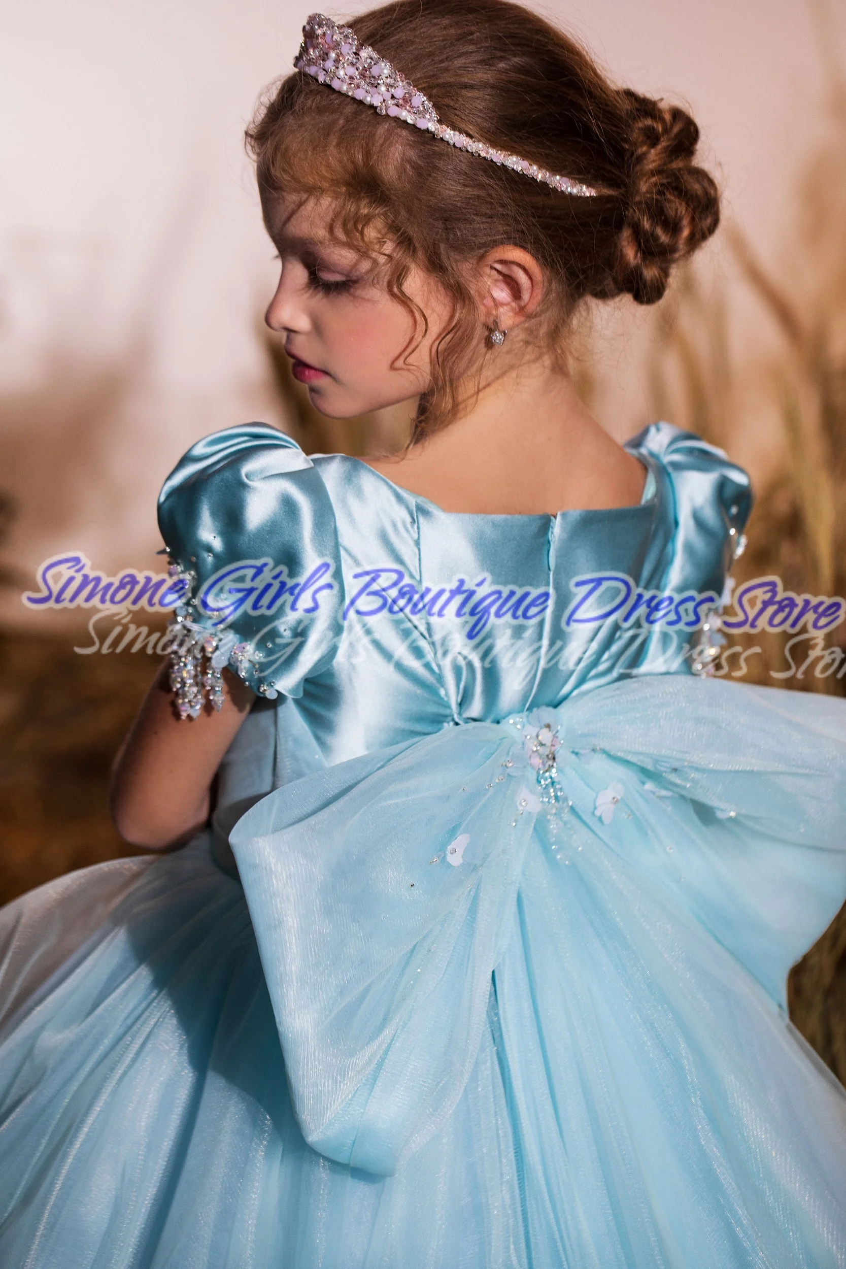 Pailletten korte mouwen hemelsblauwe elegante satijnen jurk bloemenmeisje jurk voor dansfeest bruiloft schoonheidswedstrijd verjaardagsfeestje