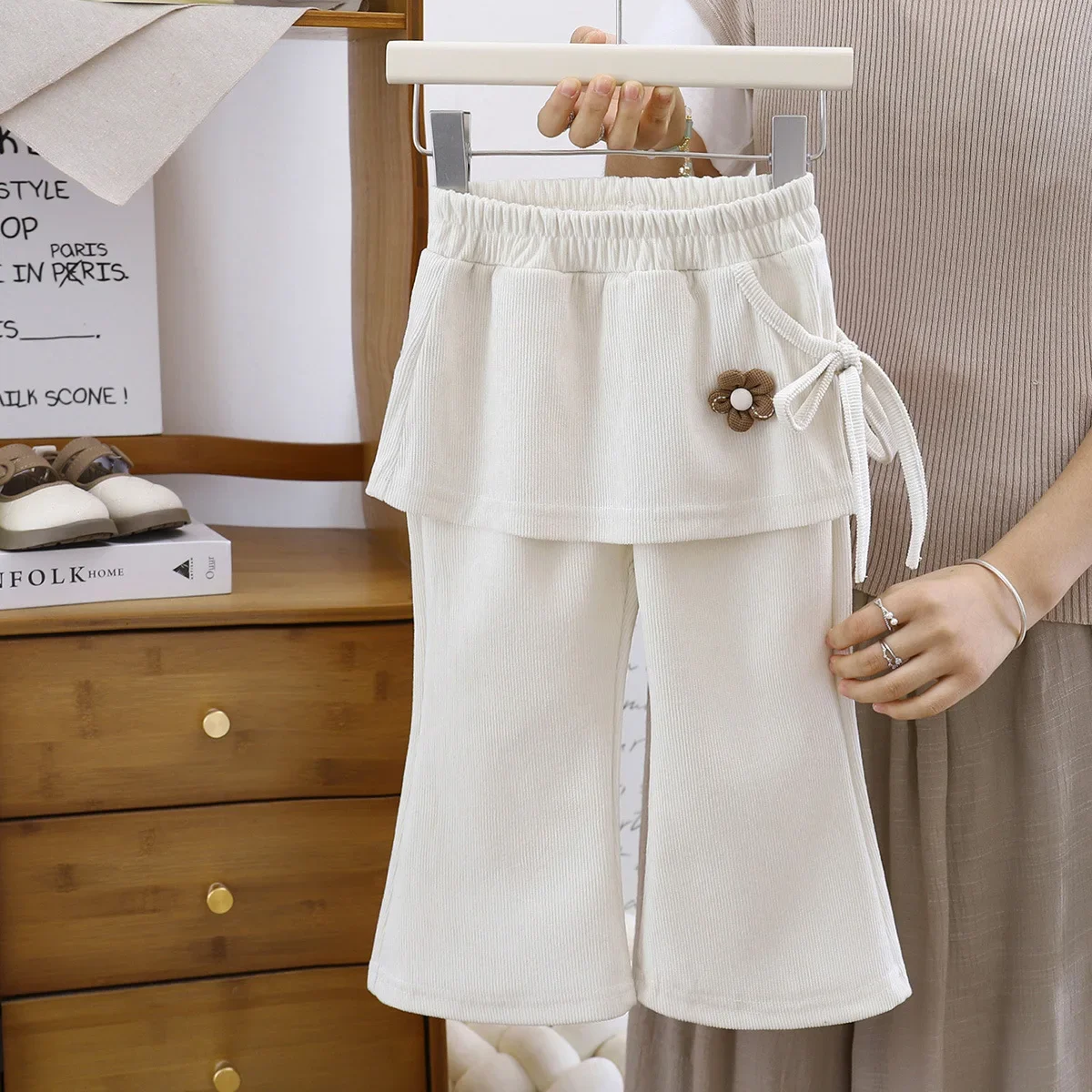 

2025 Kids Clothes Autumn Girls 2-in-1Pants Slim Fit Flared Trousers With Skirt Kids Corduroy Cute Flower Decor Pants