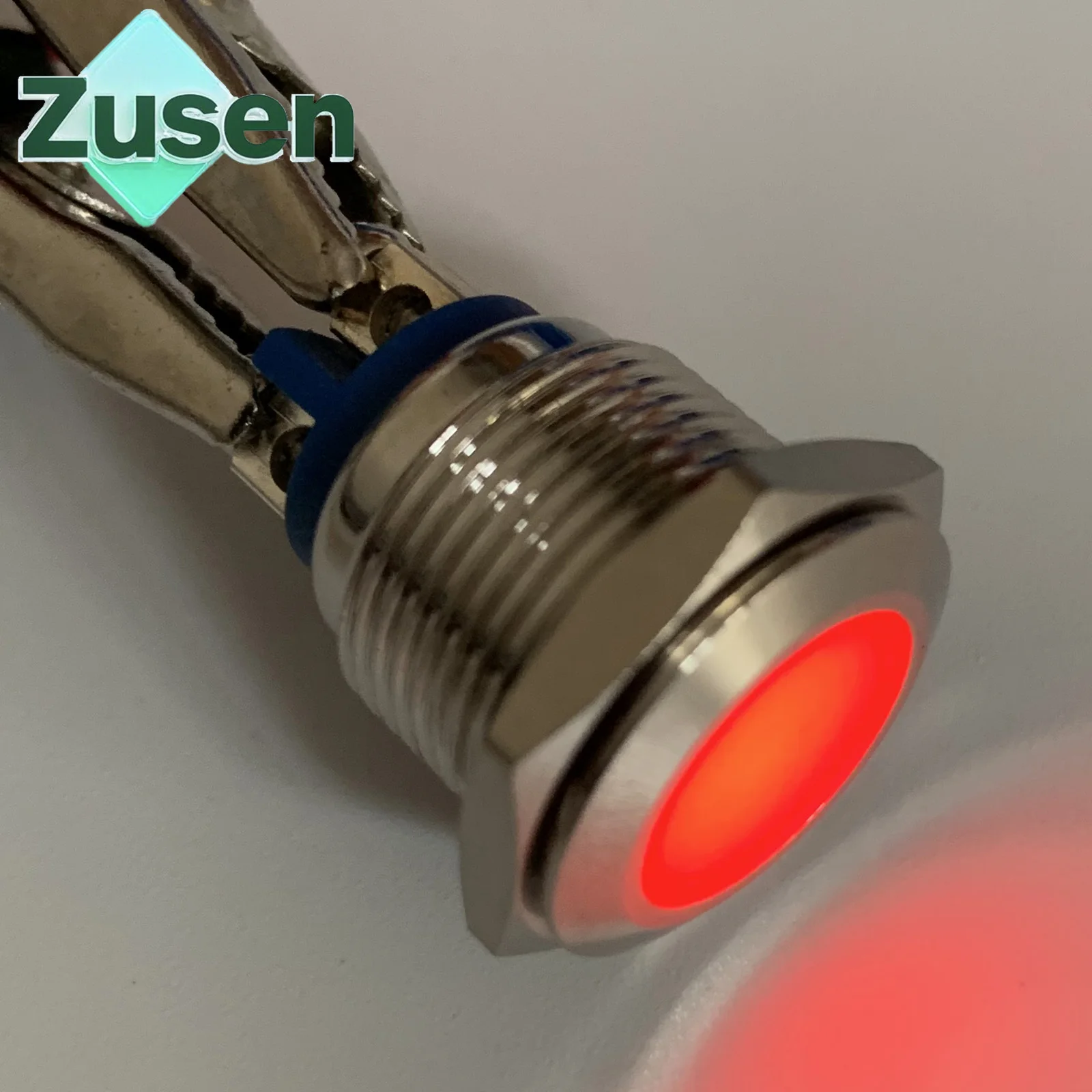 

Металлический сигнальный световой водонепроницаемый индикатор Zusen 16 мм IP65