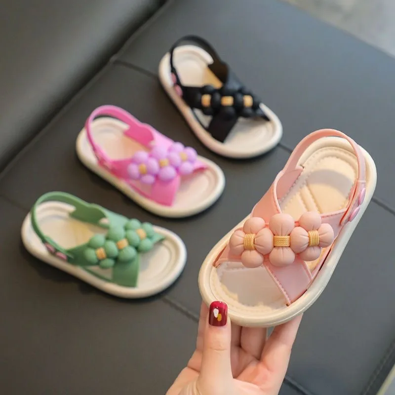 2022 new girls sandals Baotou beach shoes 2-6 years old children non-slip soft bottom children\'s sandals non-slip summer sandals