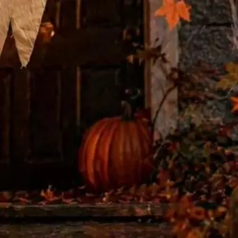 Voice Triggered Prop Hanging Mummy Halloween Decoration Halloween Hanging Mummy Decoration with Voice Activated Sounds Glowing