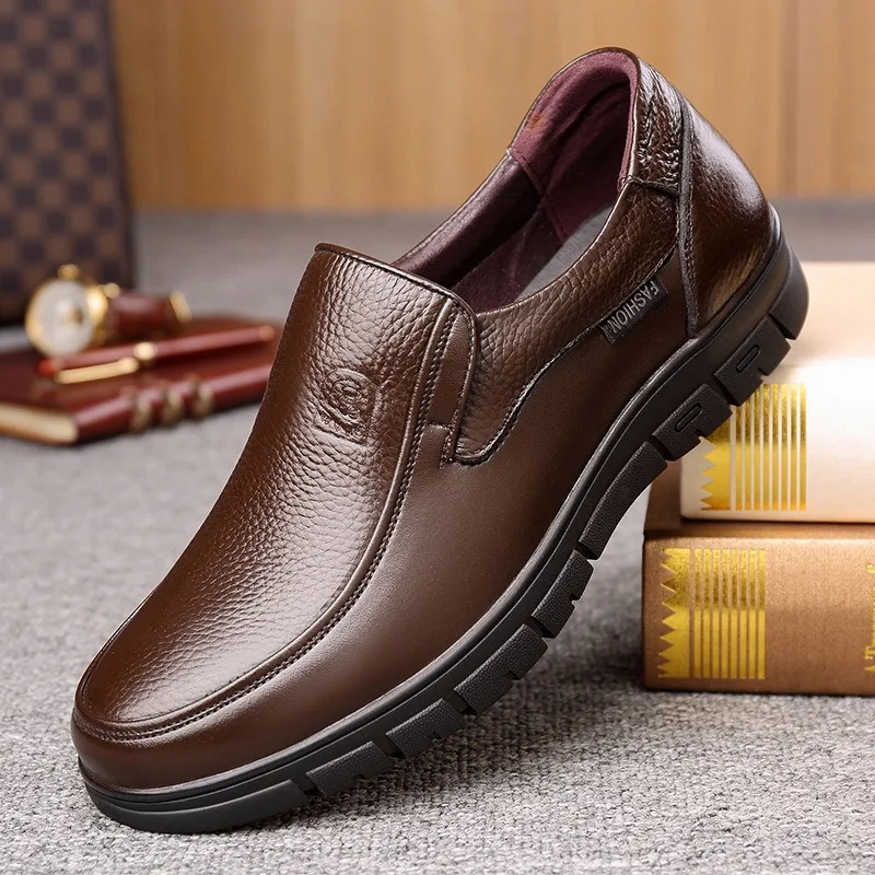 2024 Men's Genuine Leather Shoes Head Leather Soft Anti-slip Rubber Loafers Shoes Man Casual Real Leather Shoes 38-46