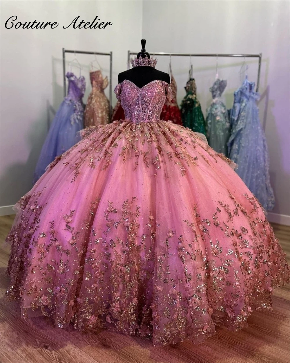 Sukienka Quinceanera sukienka balowa suknia księżniczka vestidos de quinceañera z błyszczonymi kwiatami z gorsetem różowym z odkrytymi ramionami