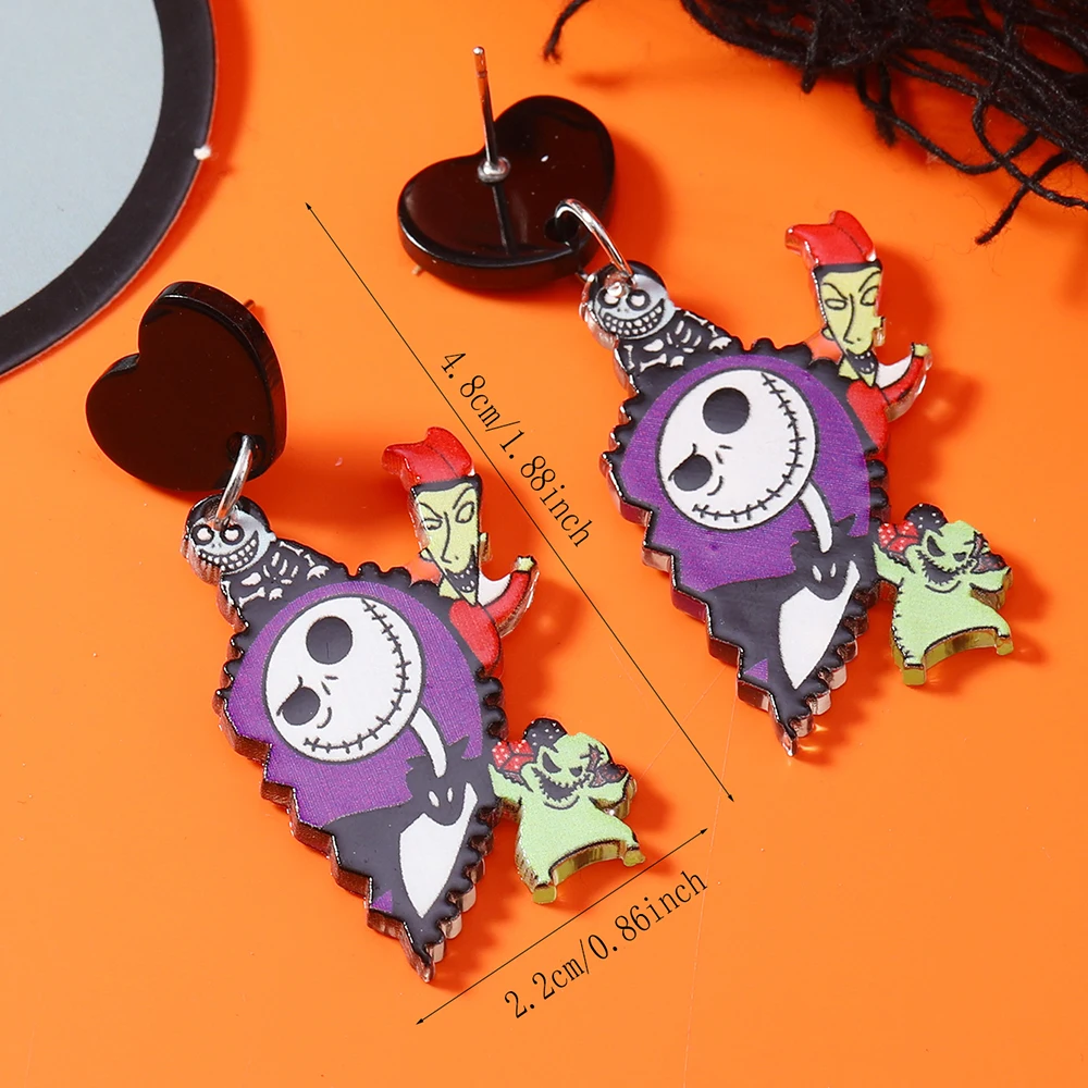 A pair of fashionable hanging earrings for women, creative and terrifying night horror funny skull couple Jack Sally cartoon cha