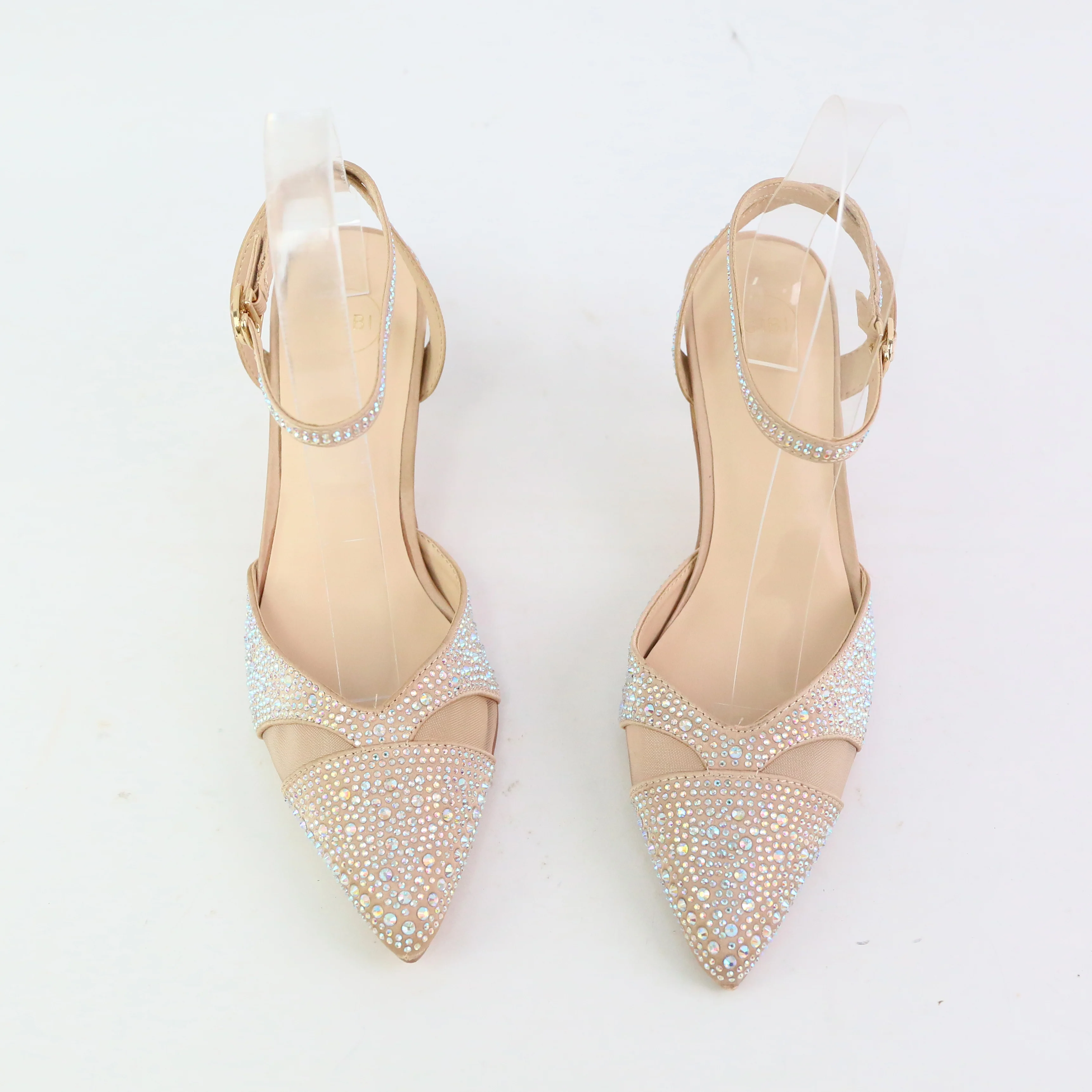 

Потрясающие босоножки с острым носком, стразами, тонкими каблуками и ажурными ремешками для вечеринок