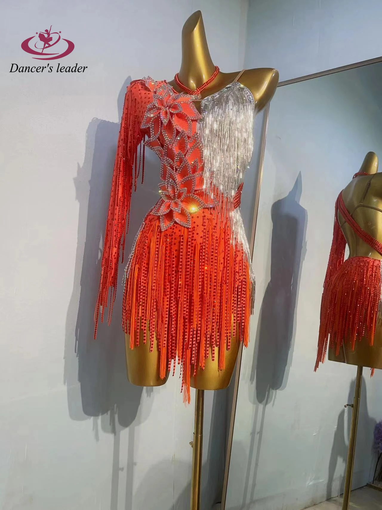 라틴 댄스 무대 여성용 고급 맞춤형 슈퍼 플래시 로터스 디자인 삼바 라인스톤 공연 의상 드레스