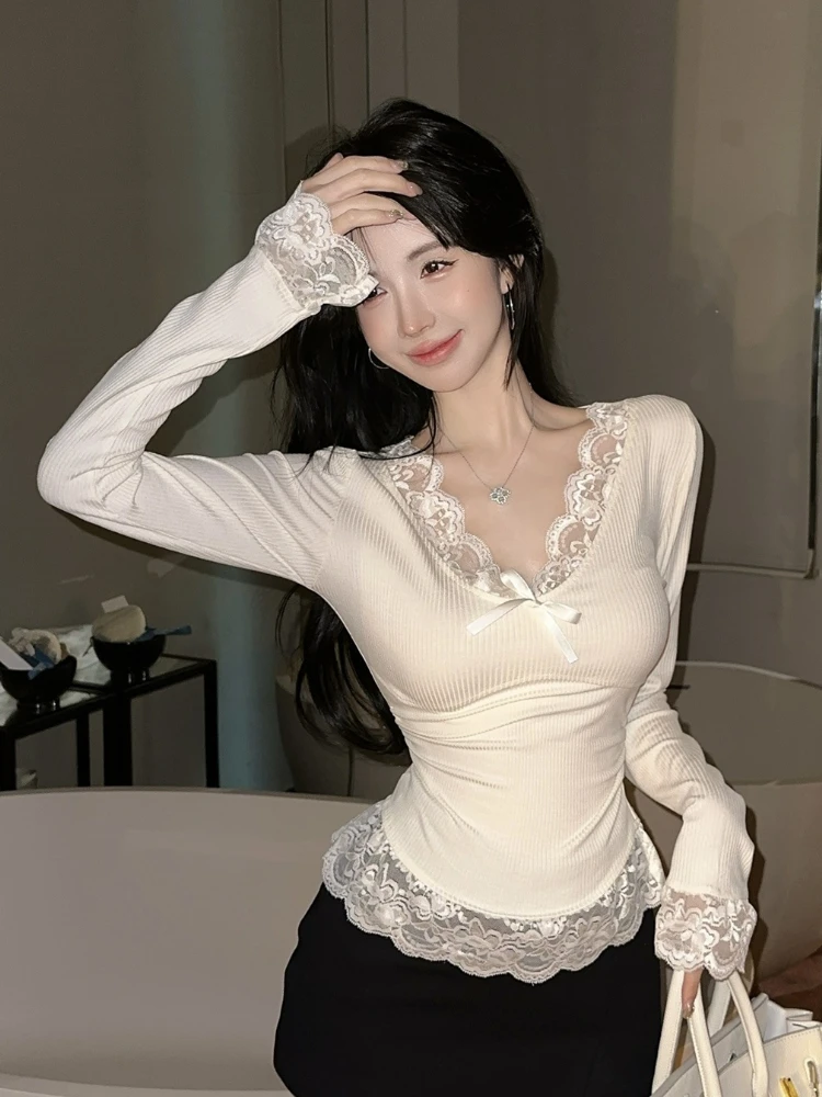Long Sleeve T-shirts Women Lace Patchwork Designed Aesthetic Clothing Sweet Sexy Girl Y2k Top Skinny Spring Autumn Basic Ins