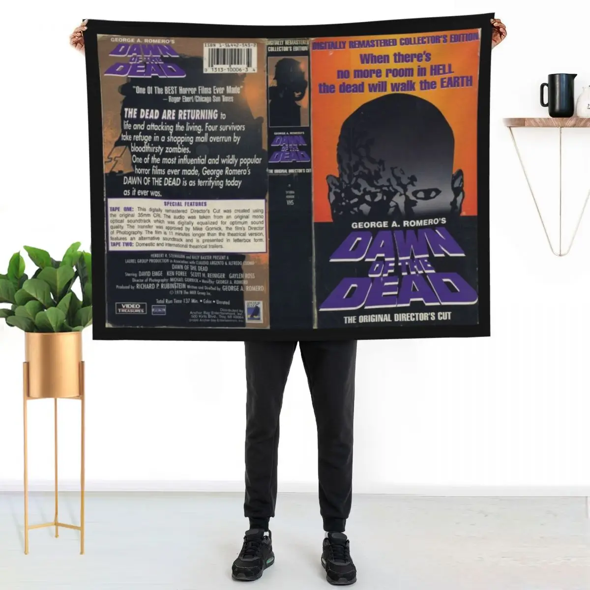 HORRORVHS Cover Art Throw Blanket Reusable Durable Soft Blanket for All Seasons