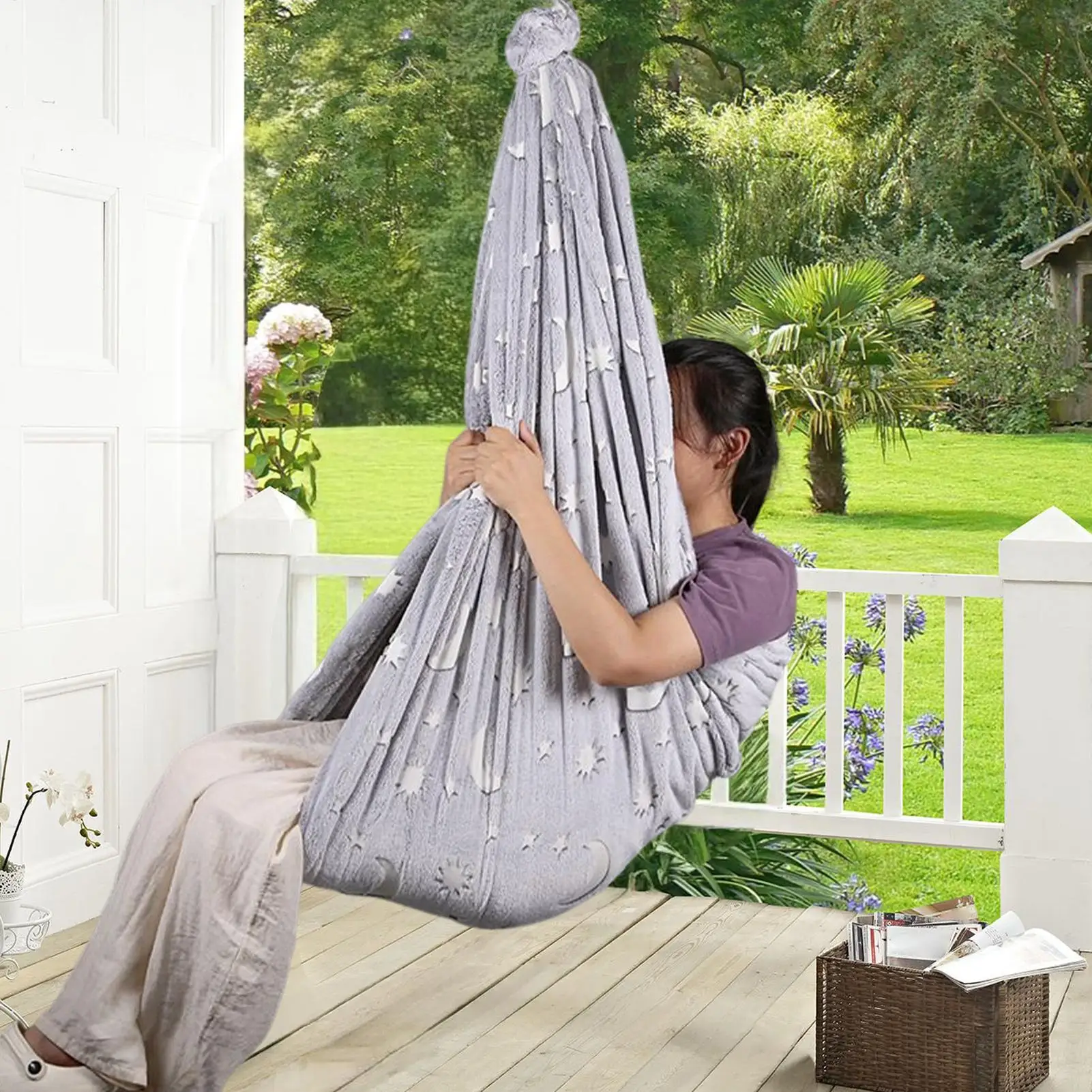 

Kids Pod Swing Luminous Adjustable Flannel Children Sensory Pod Swing Seat For Interior Outdoor Bedroom Living Room Nursery Baby