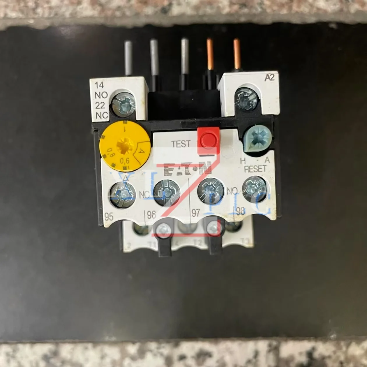 Baru Dalam Stok Relai Kelebihan Beban Termal ZB12C-1 ZB12C-1.6 ZB12C-10 ZB12C-12