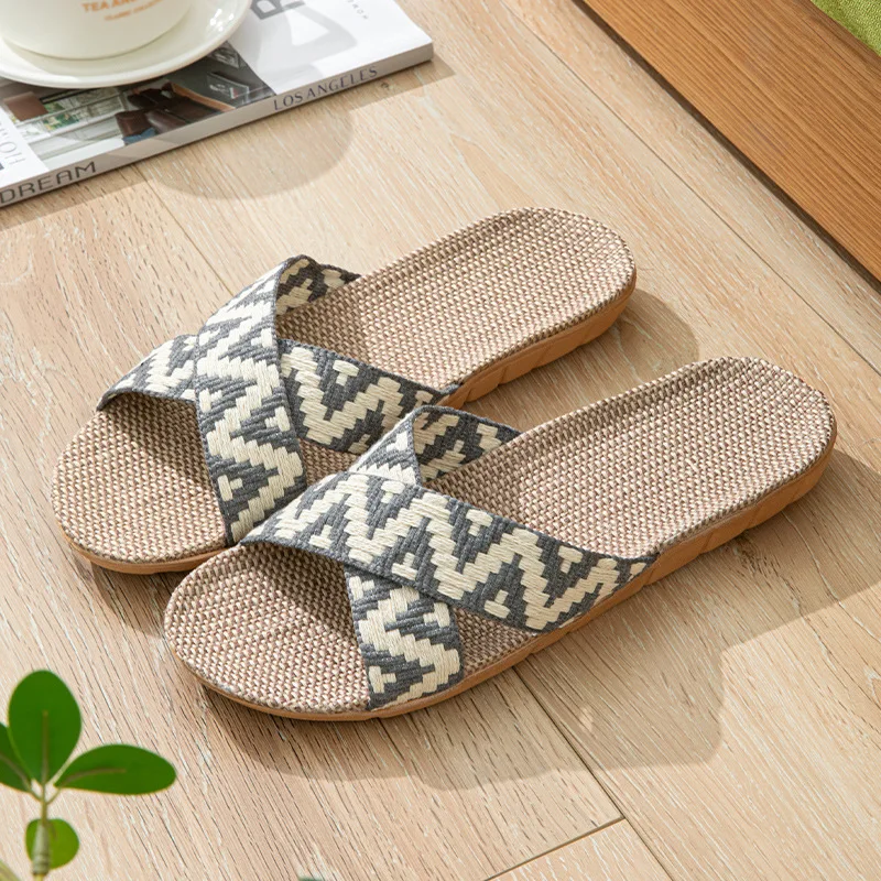 New Linen Beach Slippers Men Lightweight Home Shoes Flip Flops Man Indoor Bathroom Slides Unisex Family Slipper Zapatos Hombre