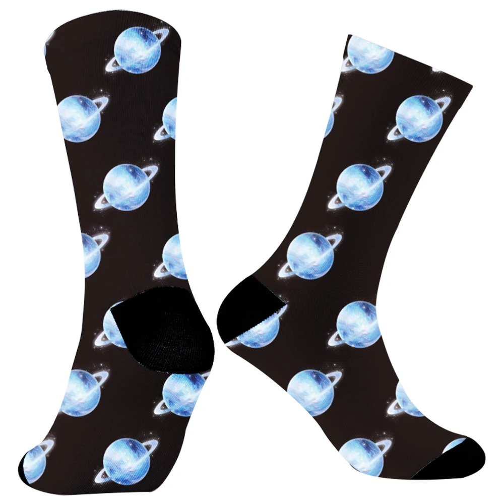 New Cartoon Cute Print Fashion Unisex Mid Tube Socks Christmas sports and leisure Socks Suit In All Seasons For Daily