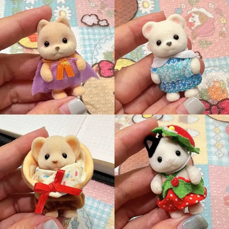 Original Sylvanian Families Rabbit Grove Family Dollhouse Beaver Baby Christmas Doll Girl Flocking Doll Decoration Ornaments