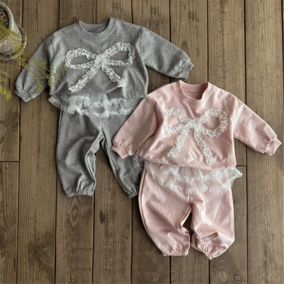 

2025 Autumn New Baby Girl Bow Sweatshirt + Lace Trousers 2pcs Suit Long Sleeve Kids Girls Clothes Set Cotton Toddler Outfits