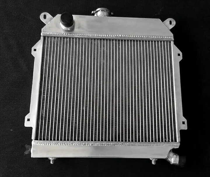 For 1977-1983 BMW 3 E21 320i Sedan M10 1.8L 2.0L Aluminum Radiator 1978 1979 1980 1981 1982