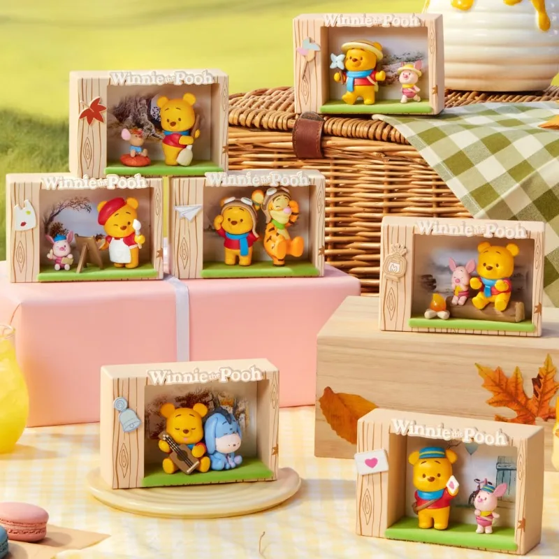 ディズニーくまのプーさん秋の外出シリーズブラインドボックスかわいい漫画アニメアクセサリーデスクトップオーナメントアニメ周辺ギフト